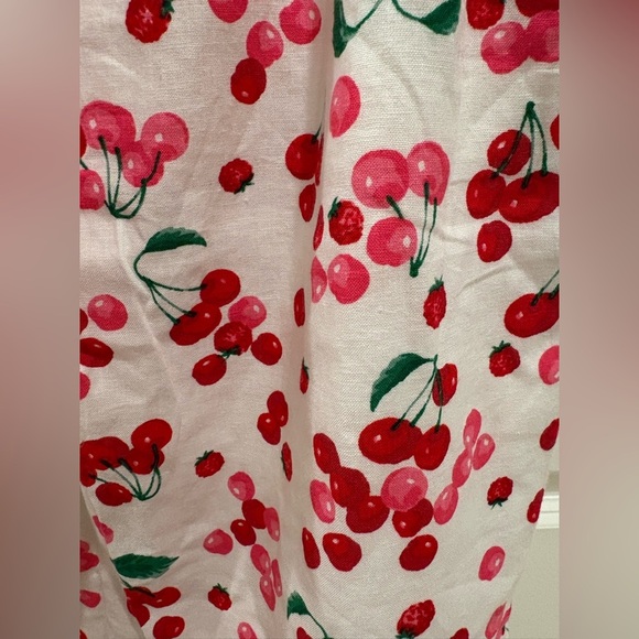 🍒 Chic Cherry Print Pencil Skirt - Picture 5 of 7